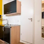 Cosy Box At Boxhagener Platz *