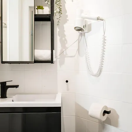 Cosy Box At Boxhagener Platz